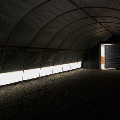 Invernadero de iluminación LED avanzada con temperatura automática de humedad y control de CO2 para un crecimiento superior de las plantas